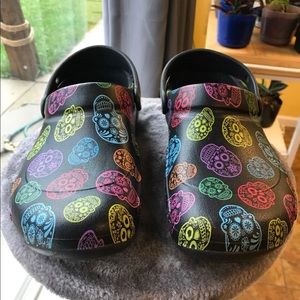 Sugar skull crocs M7 W9
